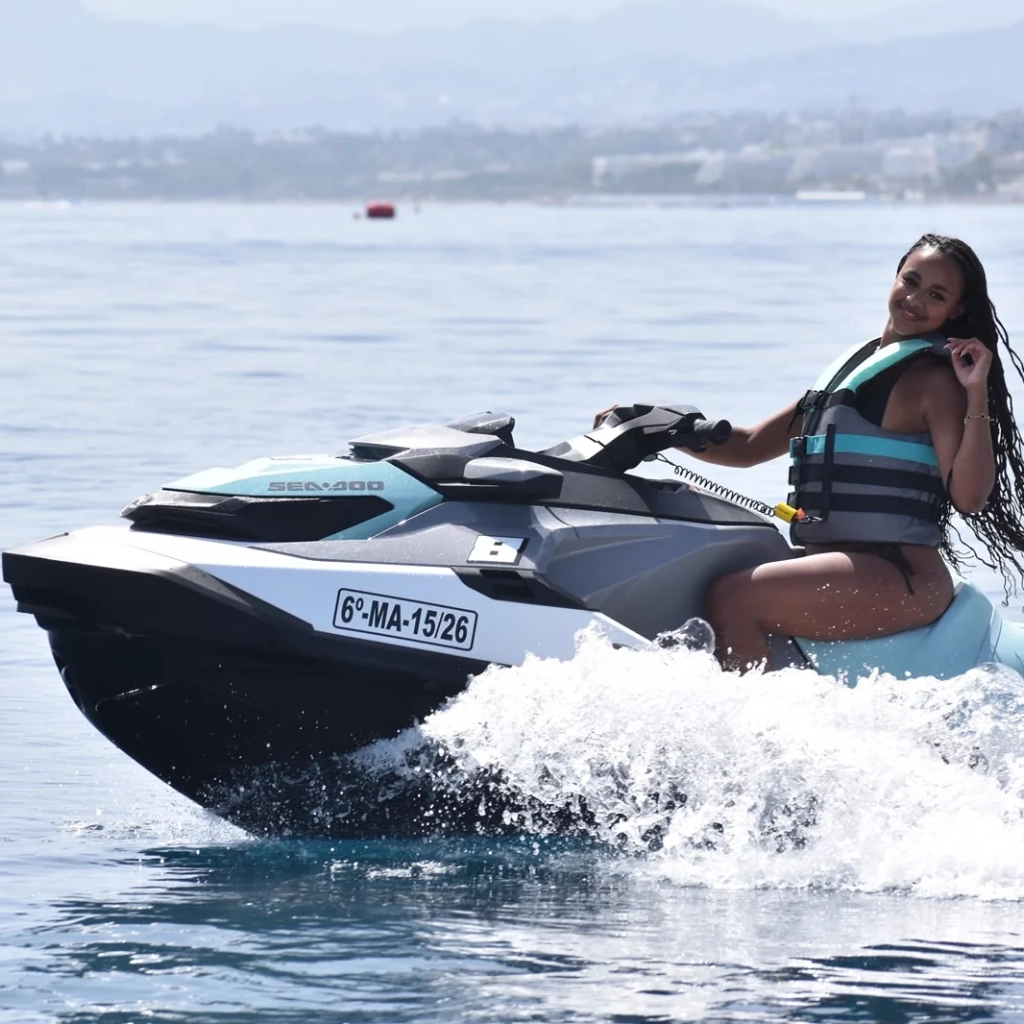 JETSKI ON CIRCUIT